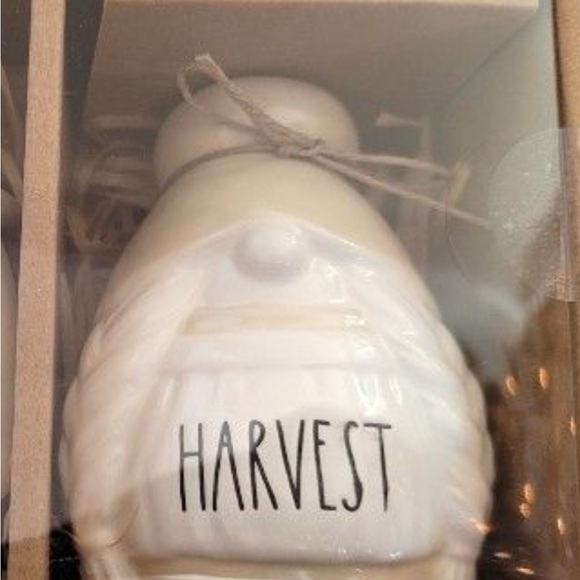 New RAE dunn HAPPY HARVEST SALT PEPPER SHAKER CERAMIC SET - Picture 2 of 3
